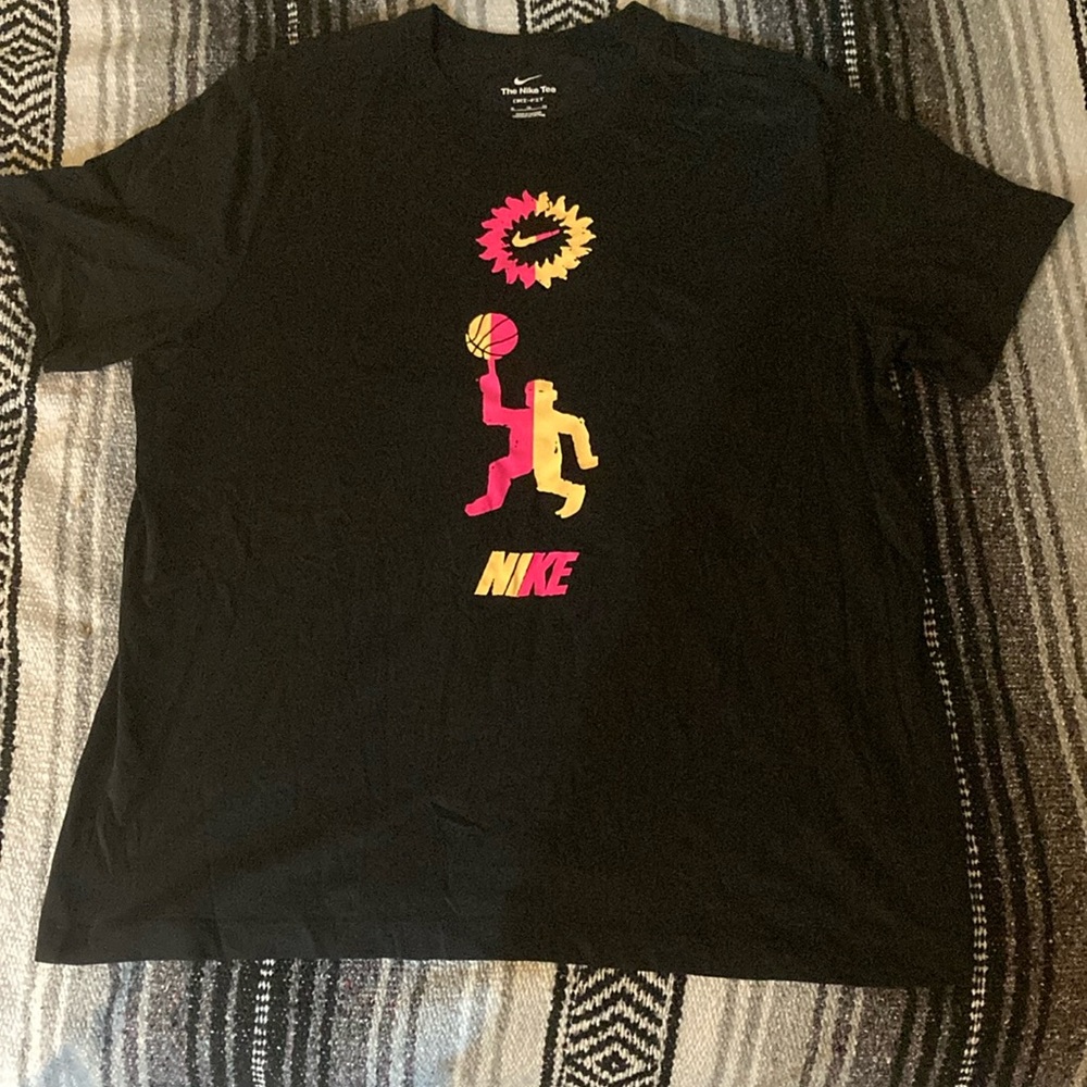 Men’s Nike Dri-Fit Festival Basketball T-shirt // size XL // color black